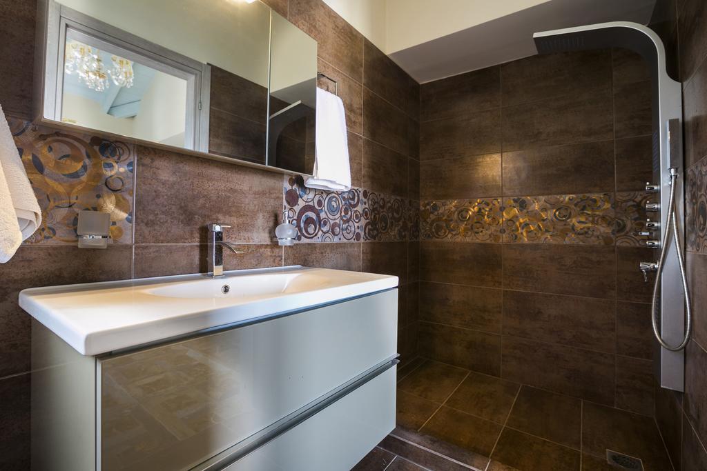 Pleiades Luxury Villa Свороната Экстерьер фото